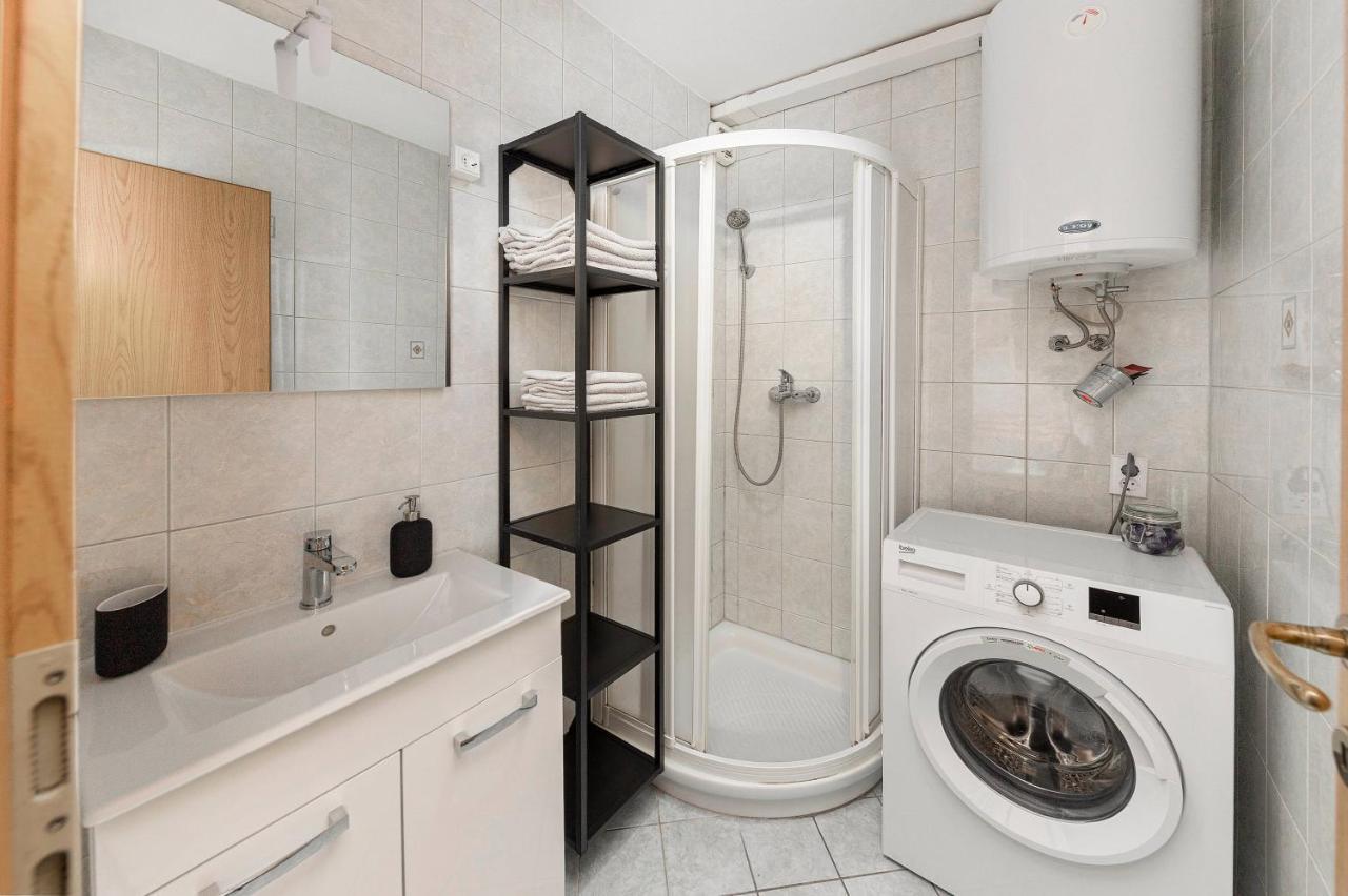 Ferienwohnung Apartma Vevce Laibach Exterior foto
