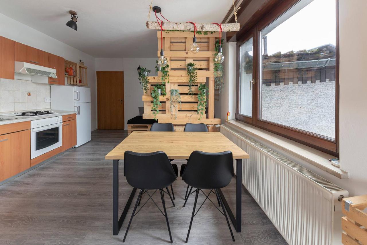 Ferienwohnung Apartma Vevce Laibach Exterior foto